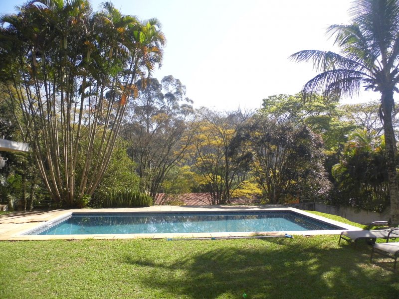 imóvel com 300m² - Vila Santo Antonio de Carapicuiba - Cotia