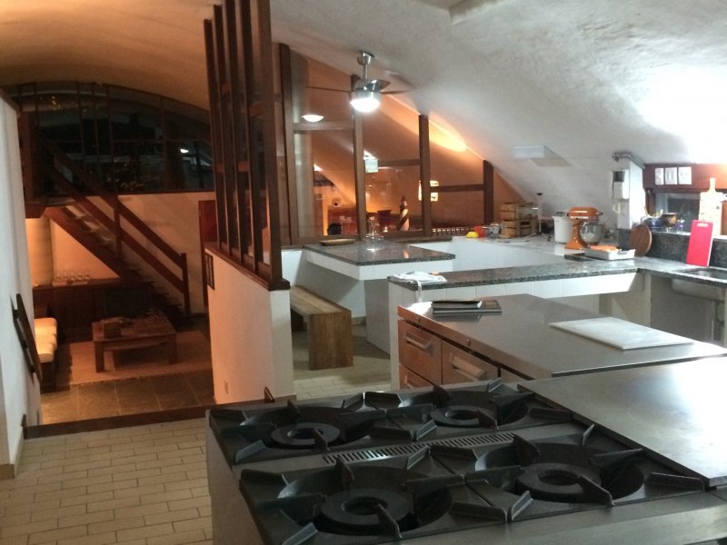 imóvel com 300m² - Vila Santo Antonio de Carapicuiba - Cotia