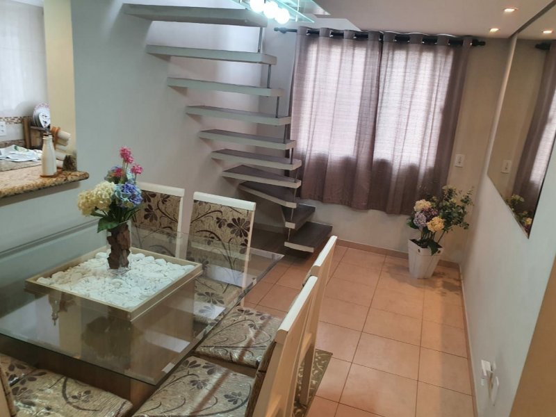 Cobertura à venda Parque São Vicente com 116m² e 3 quartos por R$ 300.000 - 531216282-3f71ca16-298d-4507-a499-070cc48fb335.jpg