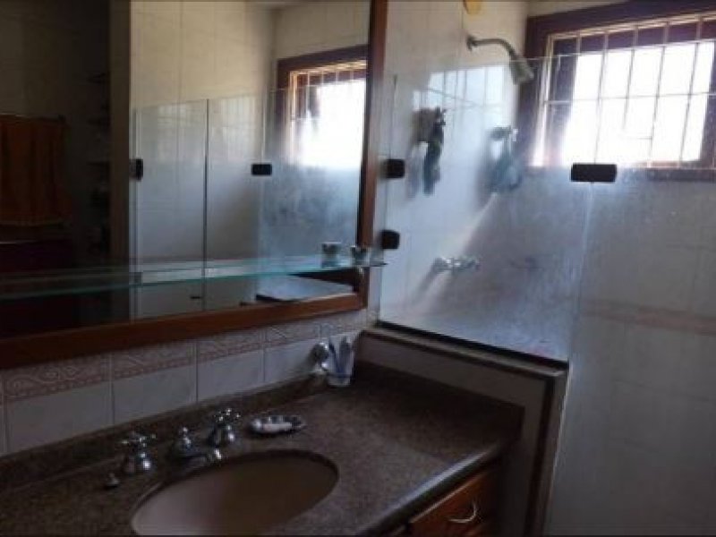 Casa de condomínio à venda Engenho do Mato com 360m² e 5 quartos por R$ 1.580.000 - 825229625-casa-uba-floresta-9.JPG