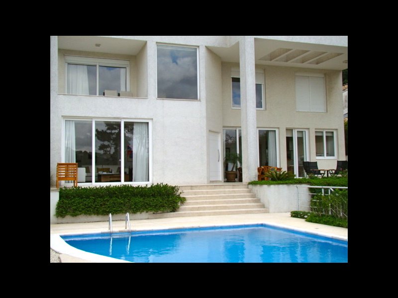 Casa de condomínio à venda Vila de Sao Fernando com 932m² e 5 quartos por R$ 3.600.000 - 2018659259-01.jpg