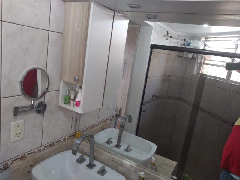Apartamento à venda Bandeiras com 57m² e 2 quartos por R$ 230.000 - 690784423-foto-banheiro3.jpg