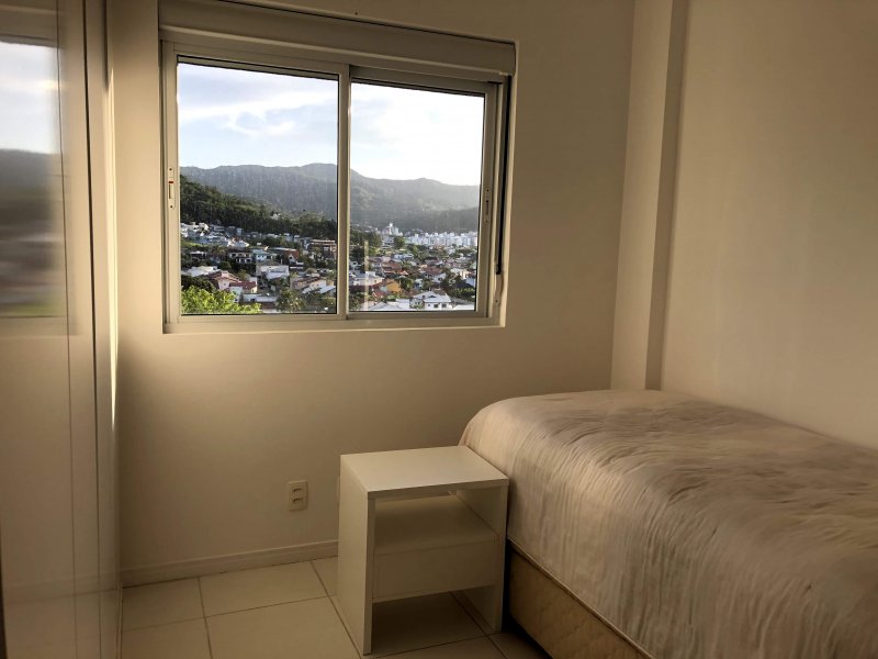 imóvel com 78m² - Itacorubi - Florianópolis