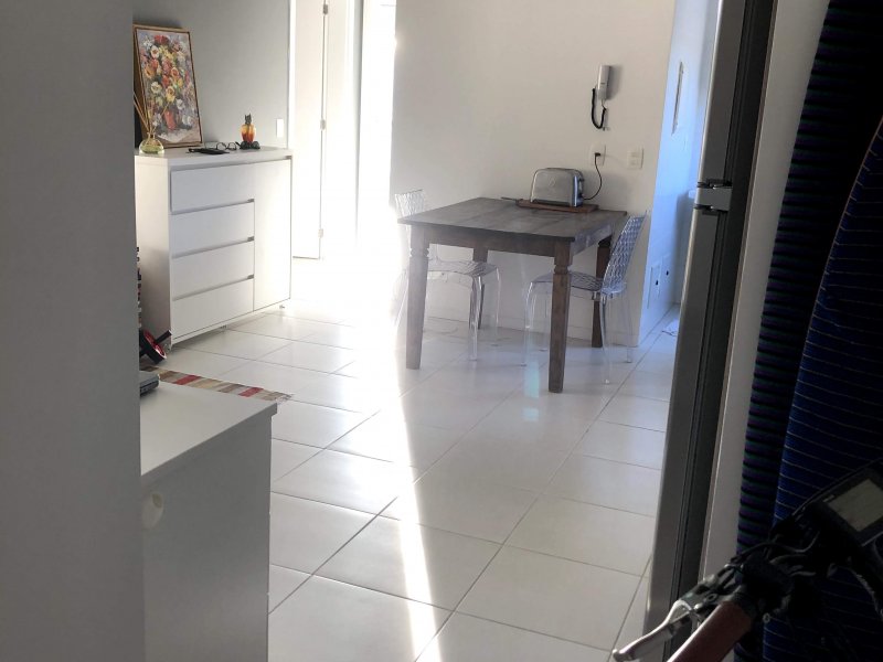 imóvel com 78m² - Itacorubi - Florianópolis