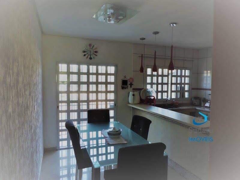 imóvel com 230m² - Jardim Itapeva - Mauá