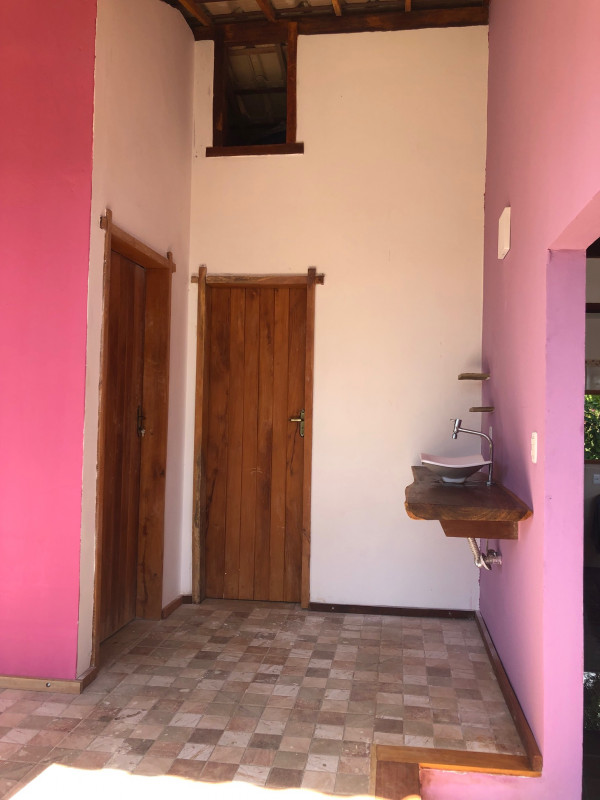 Casa de condomínio à venda Amoreira com 600m² e 3 quartos por R$ 600.000 - 231545718-img-3210.jpg