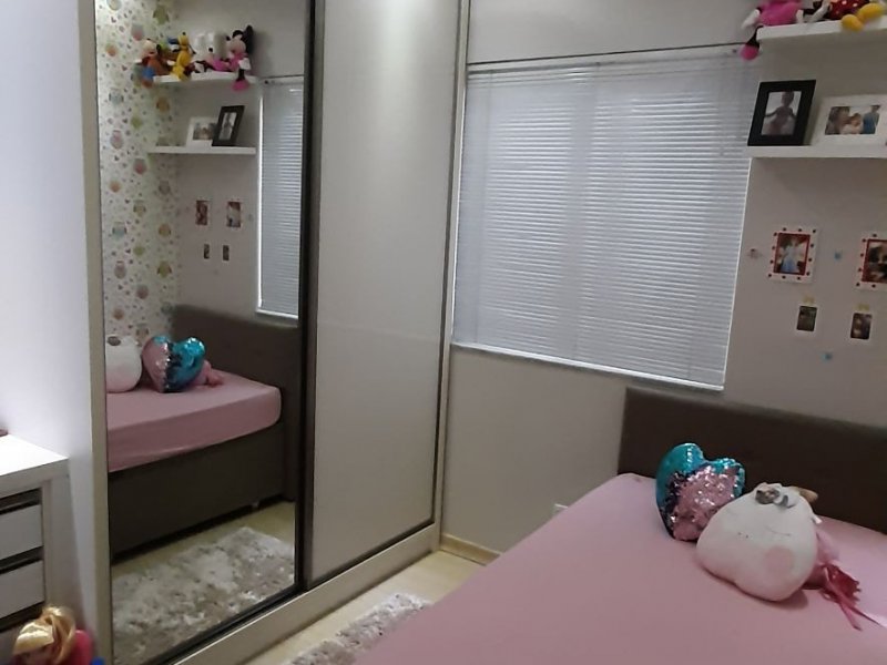imóvel com 71m² - Centro - Biguacu
