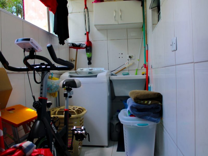 Apartamento à venda Parque Pinheiros com 50m² e 2 quartos por R$ 205.000 - 626546446-08cc4b95-ef21-4874-9651-b610bff93d33.jpeg