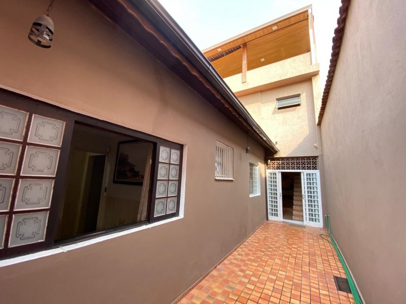 Casa à venda Jardim Bandeirantes (Zona Norte) com 455m² e 4 quartos por R$ 690.000 - 1280869979-22.jpeg