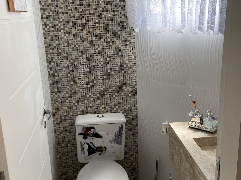 Casa de condomínio à venda Tarumã com 456m² e 3 quartos por R$ 1.300.000 - 1315679153-e9d0cd03-2848-4199-b10b-93a4a4124d37.jpeg