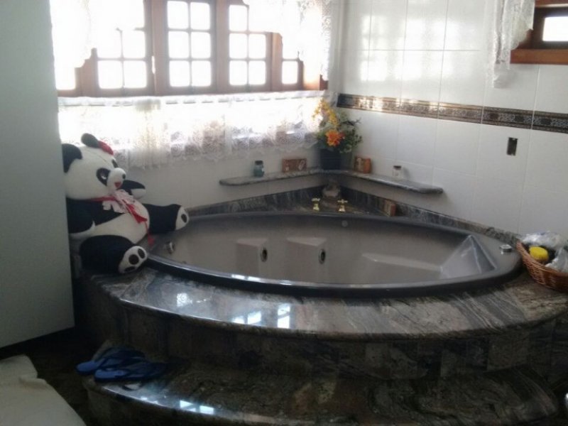Casa de condomínio à venda Arujazinho III com 1000m² e 5 quartos por R$ 4.500.000 - 1658010662-84cd6246-b9e1-447f-a4d1-51dfdca42fd9.jpeg