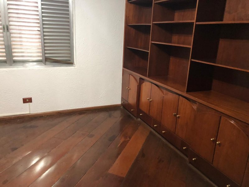 Casa à venda Vila Ré com 500m² e 4 quartos por R$ 2.500.000 - 1222743951-feebauba7.jpg