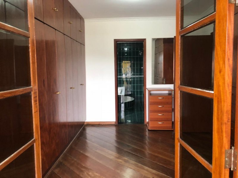 Casa à venda Vila Ré com 500m² e 4 quartos por R$ 2.500.000 - feebauba12.jpg