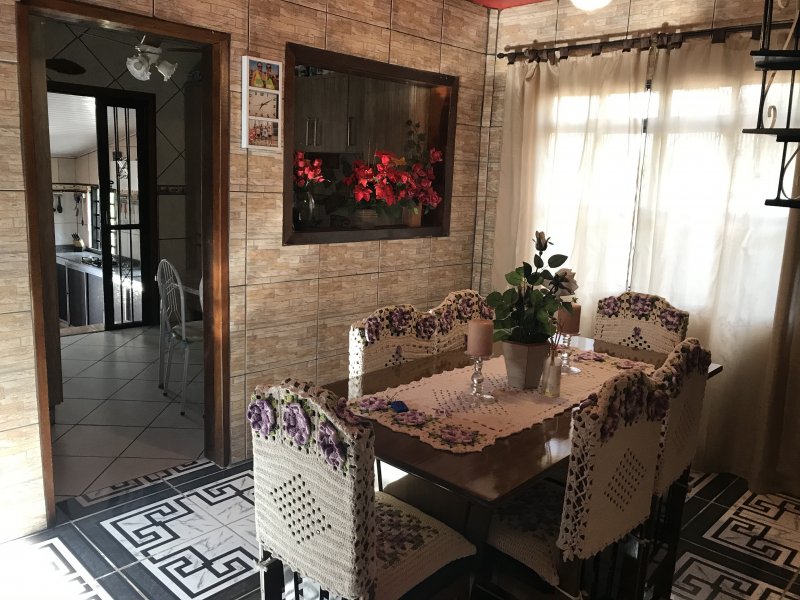 Casa à venda Maringá com 220m² e 4 quartos por R$ 350 - 120696928-c6e33779-2542-42f5-a595-8132706ee51b.jpeg