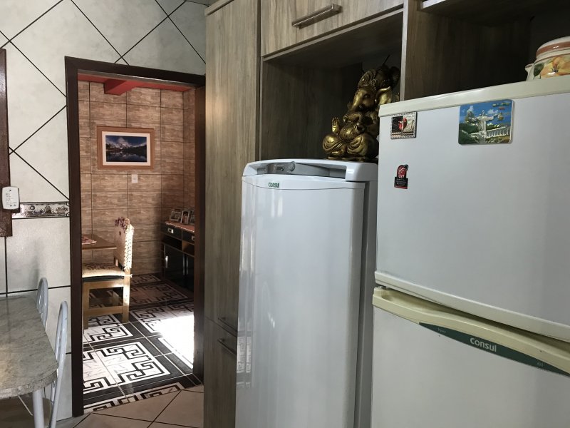 Casa à venda Maringá com 220m² e 4 quartos por R$ 350 - 2048383815-7ff90bb3-0a81-4e11-9b04-124737300626.jpeg