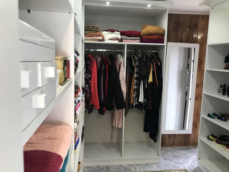 Casa à venda Maringá com 220m² e 4 quartos por R$ 350 - 56847835-4f6461e7-5293-40a3-a189-ef45c0b22723.jpeg