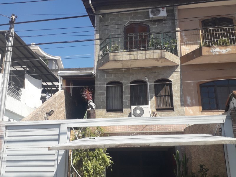 Casa à venda Vila Mesquita com 192m² e 3 quartos por R$ 460.000 - 776099336-20200208-144004.jpg