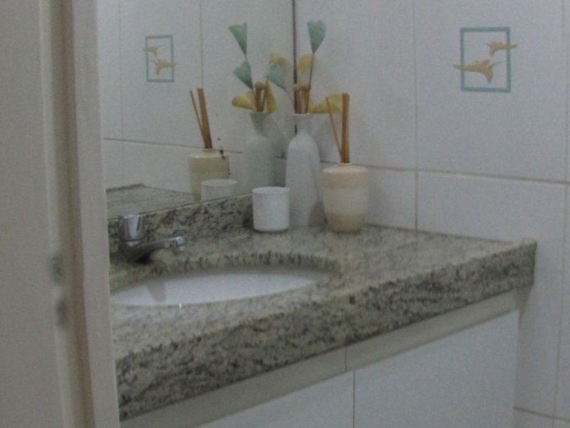 Apartamento à venda Meireles com 120m² e 3 quartos por R$ 600.000 - 1164769216-06-lavabo.jpg