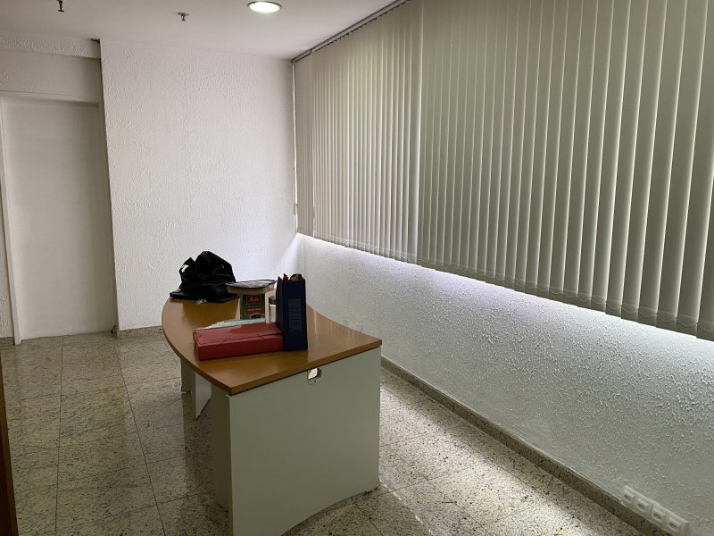 Comercial à venda Centro com 65m² e 1 quarto por R$ 300.000 - 996374600-900d37c5-c5e1-4b8a-a37d-eb56ac1d9123.jpeg