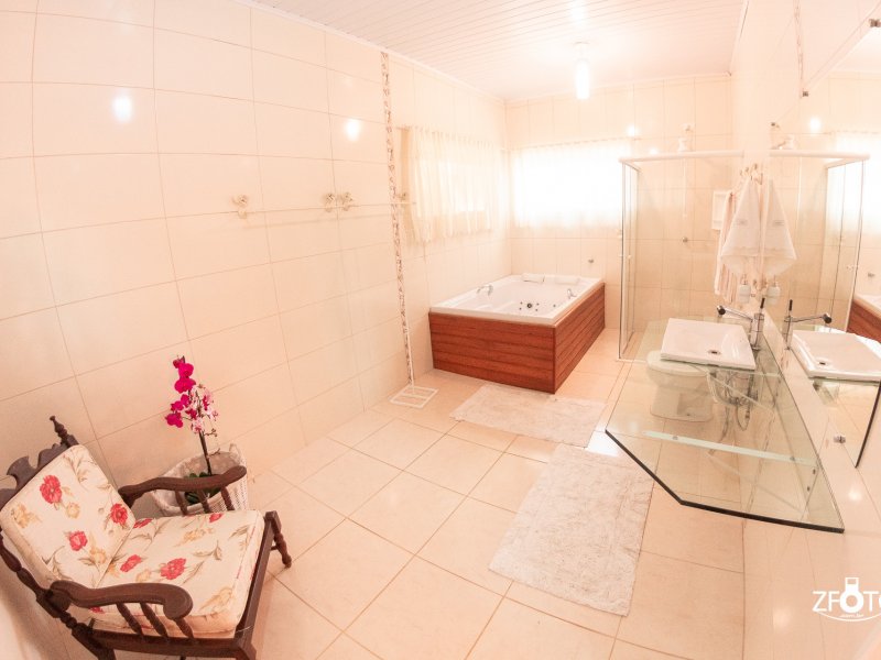 Chácara à venda Finco com 600m² e 3 quartos por R$ 1.400 - 1396331539-chacara-polonesa-150.jpg