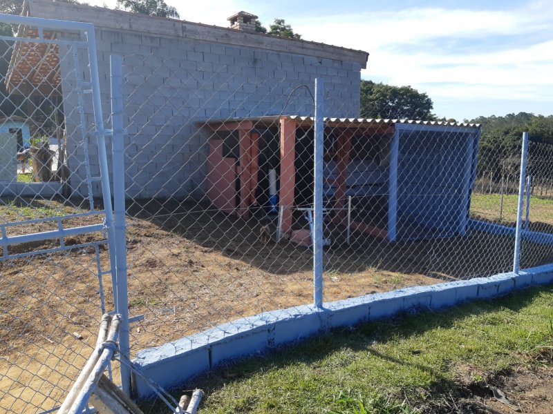 Sítio à venda Sertaozinho com 4200m² e 2 quartos por R$ 390.000 - 1200639285-galinheiro.jpg