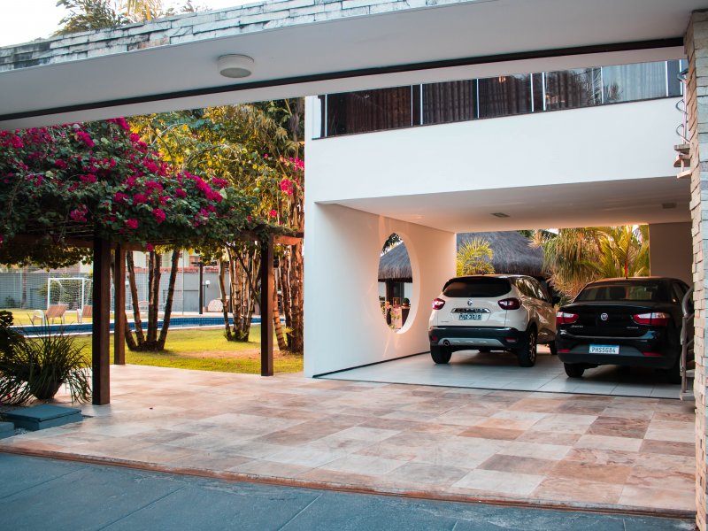 Chácara à venda Centro com 440m² e 5 quartos por R$ 1.600.000 - 404413952-garagem.jpg