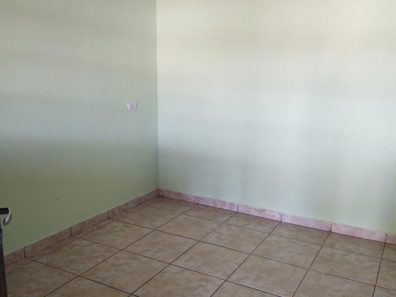 Casa para alugar Cidade Recreio da Borda do Campo com 50m² e 1 quarto por R$ 600 - 488139510-img-20201027-091815678.jpg