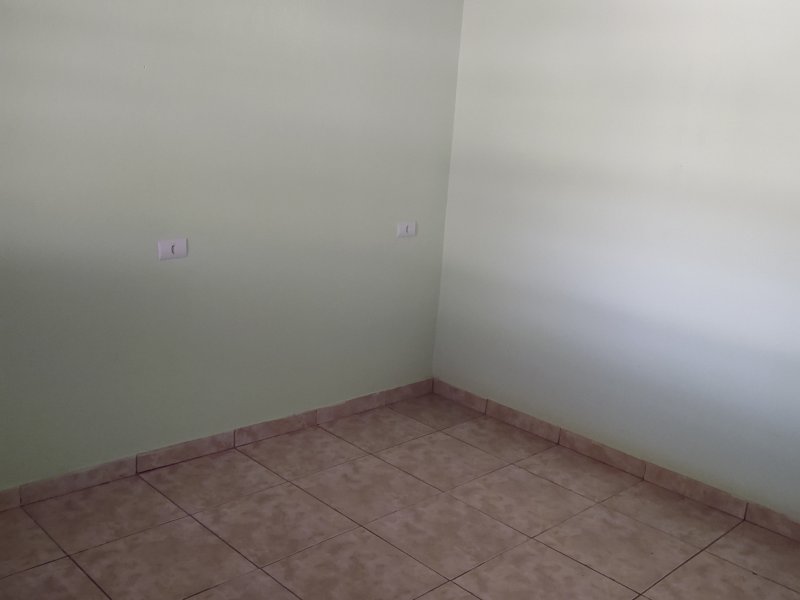 Casa para alugar Cidade Recreio da Borda do Campo com 50m² e 1 quarto por R$ 600 - 744620082-img-20201027-091937989.jpg