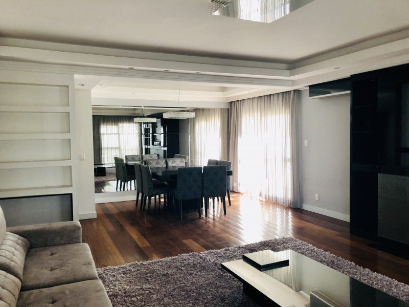 Apartamento à venda Centro com 200m² e 4 quartos por R$ 850.000 - 733689030-img-3517.JPG