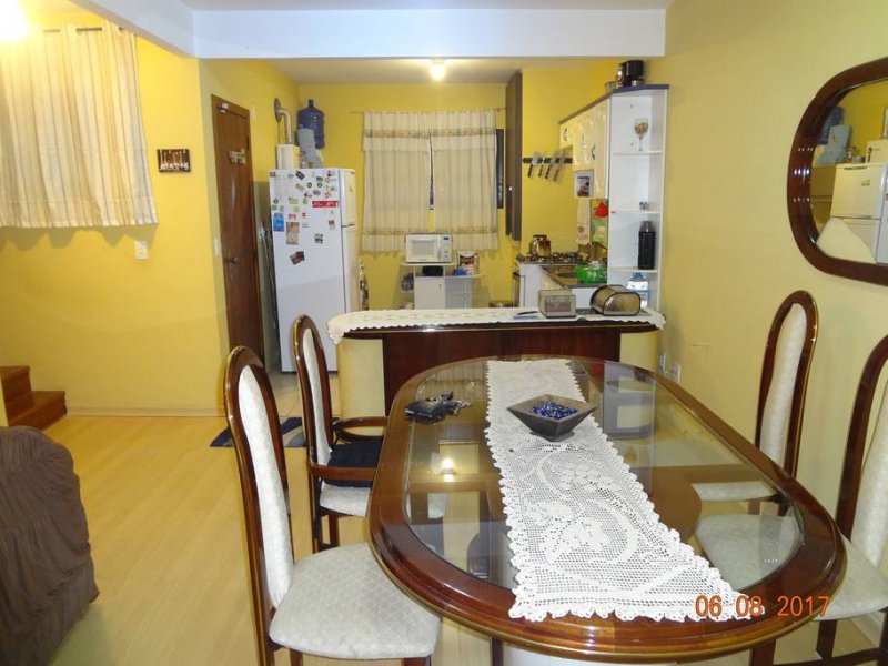 Casa de condomínio à venda Vl. Suzana com 133m² e 4 quartos por R$ 605.000 - 1932849759-sala-cozinha-1.jpg