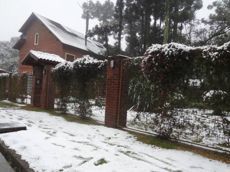 Casa de condomínio à venda Vl. Suzana com 133m² e 4 quartos por R$ 605.000 - 50115096-frente-neve-1.jpg