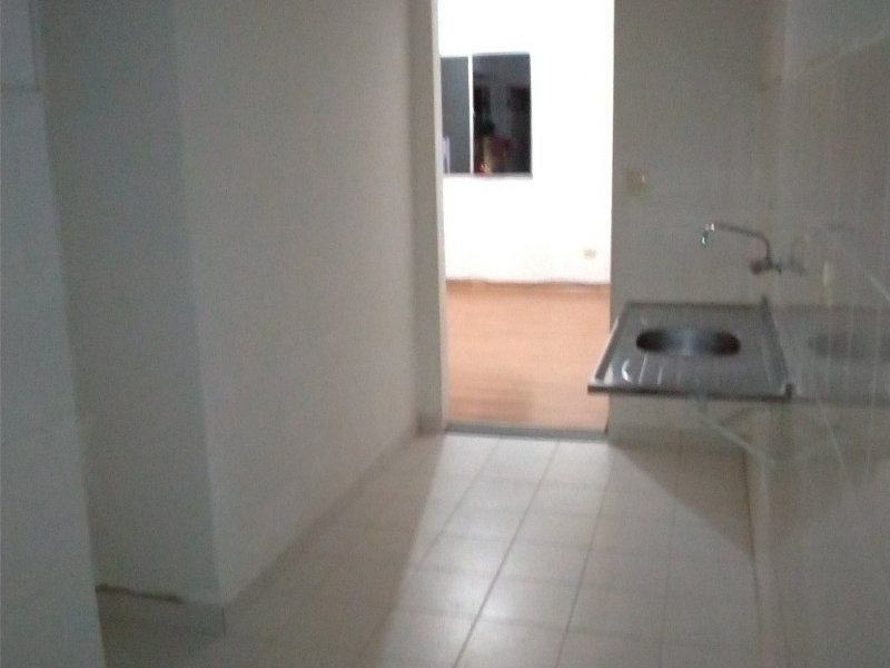 Casa de condomínio à venda Jardim Sandra com 50m² e 2 quartos por R$ 138.000 - 1835693667-14.jpg
