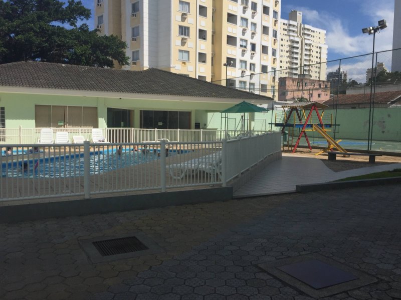 imóvel com 89m² - Barreiros - São José