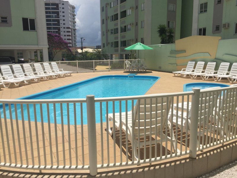 imóvel com 89m² - Barreiros - São José
