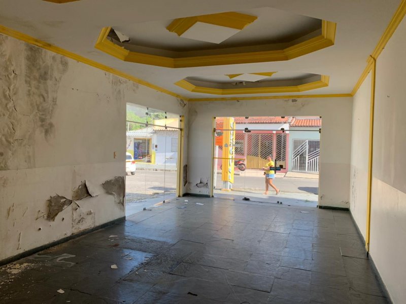 Comercial à venda Serraria Brasil com 297m² e  quartos por R$ 750.000 - 278524183-3a2e1eb5-e6a8-4dd2-81cd-29c24b28597a.JPG