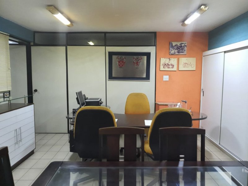 Comercial à venda Centro com 74m² e  quartos por R$ 250.000 - 2119897324-whatsapp-image-2020-07-09-at-19.jpeg