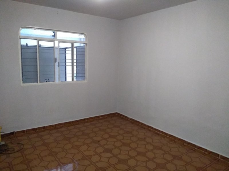 Casa à venda Setor Garavelo Residencial Park com 226m² e 3 quartos por R$ 290.000 - 1523243513-d33fbf95-52a2-4c20-97b4-3a6107b3b7a6.jpeg