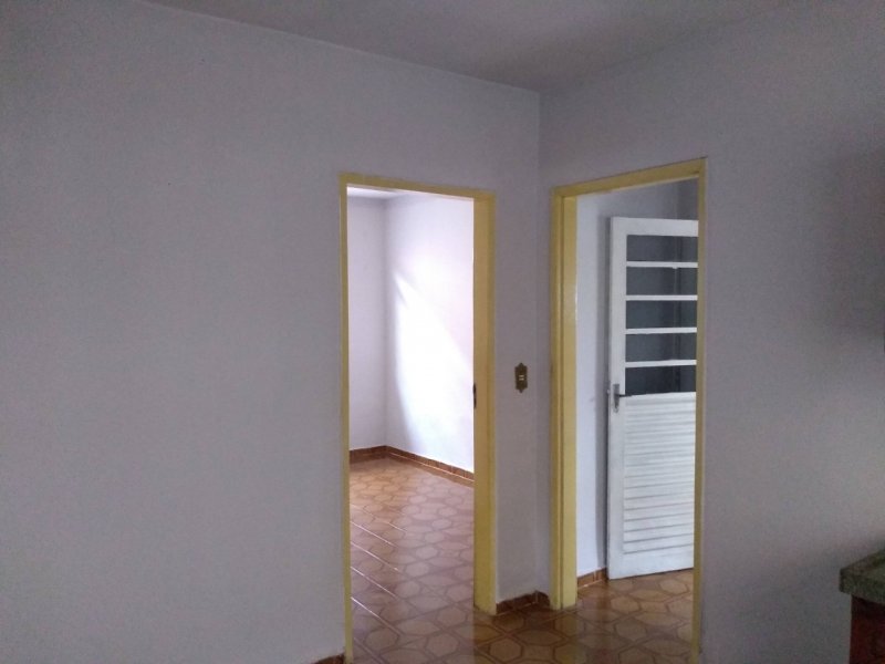 Casa à venda Setor Garavelo Residencial Park com 226m² e 3 quartos por R$ 290.000 - 304726895-5cb0e3d4-eb9d-401e-a09f-e444b5760376.jpeg