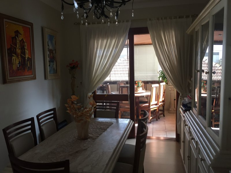 Apartamento à venda Menino Deus com 157m² e 3 quartos por R$ 840.000 - 1712500389-bbf626fb-e040-4811-b486-a171e3042479.jpeg