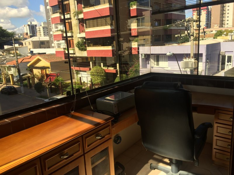 Apartamento à venda Menino Deus com 157m² e 3 quartos por R$ 840.000 - 695753123-faddabb9-e2c5-481e-a8ba-21251ab9e4de.jpeg