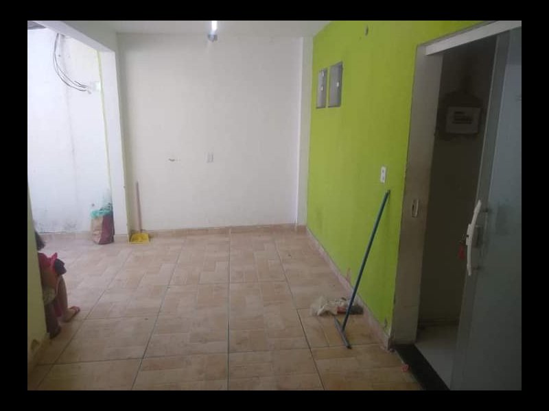 Casa à venda Cosmos com 150m² e 2 quartos por R$ 100.000 - 202065749-fb-img-1602772370218.jpg