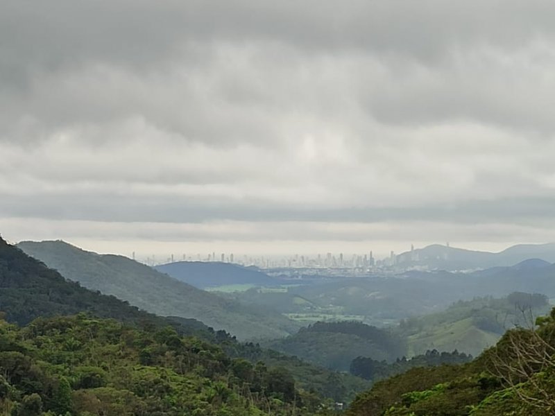 imóvel com 100000m² - Braço - Camboriu