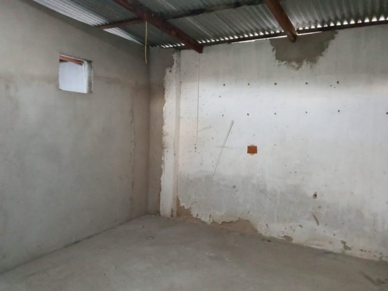 Casa à venda Campo Limpo com 200m² e 3 quartos por R$ 135.000 - 1793394047-img-20201106-wa0030.jpg