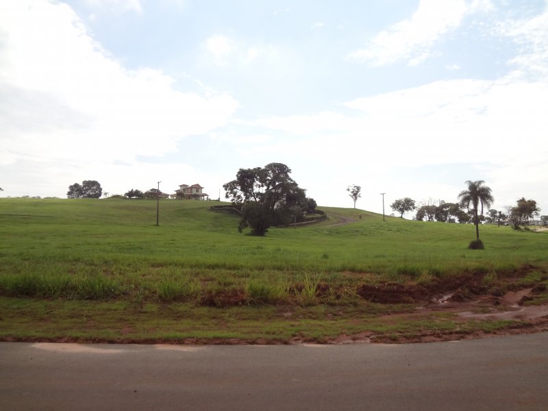 Terreno à venda centro com 690m² e  quartos por R$ 75.000.000 - 130536200-dsc00849.JPG