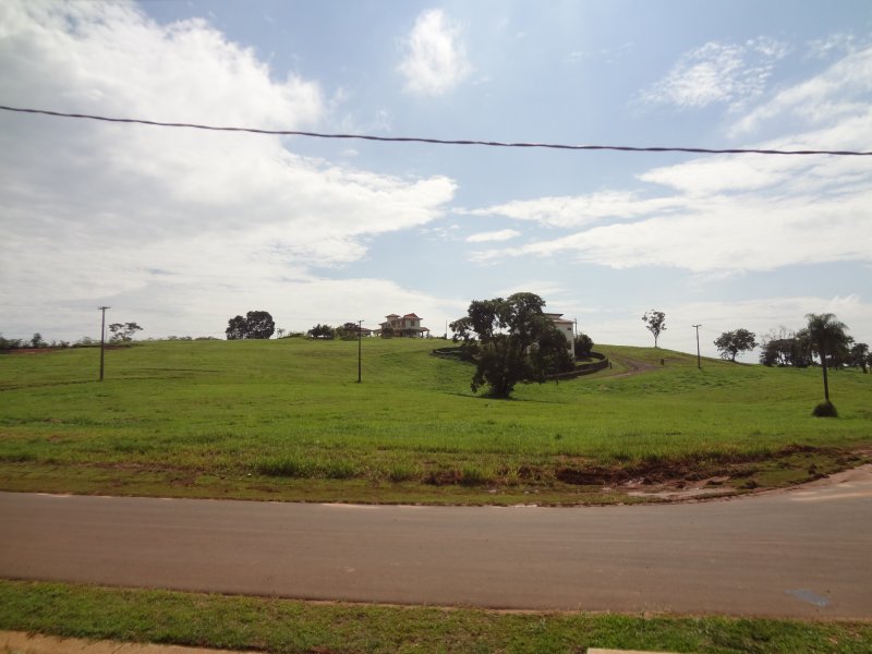 Terreno à venda centro com 690m² e  quartos por R$ 75.000.000 - 453849912-dsc00850.JPG