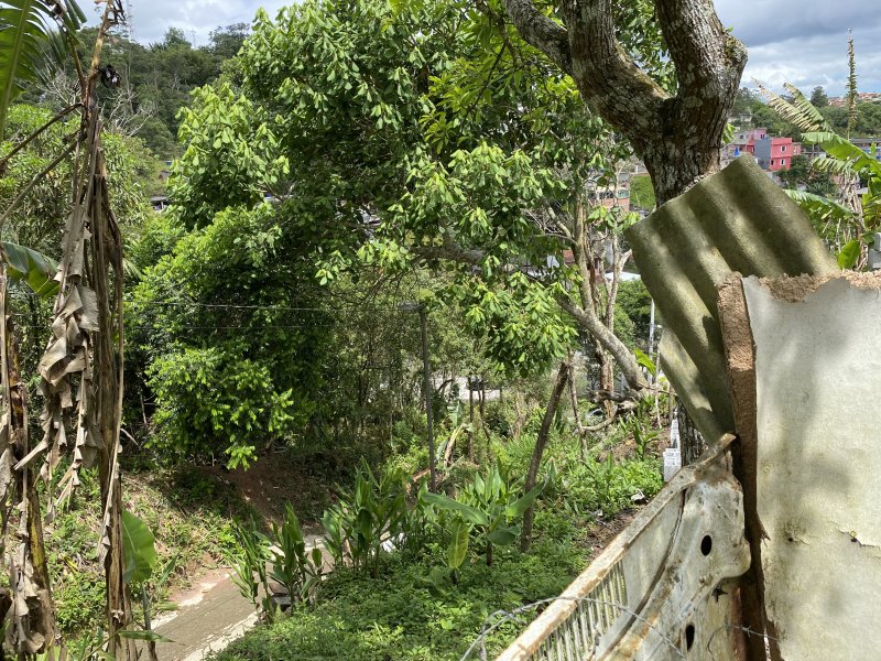 Terreno à venda Jardim Novo Parelheiros com 250m² e  quartos por R$ 75.000 - 1435844976-884f9abf-15c2-4769-ba94-86f6702c6f6a.jpeg