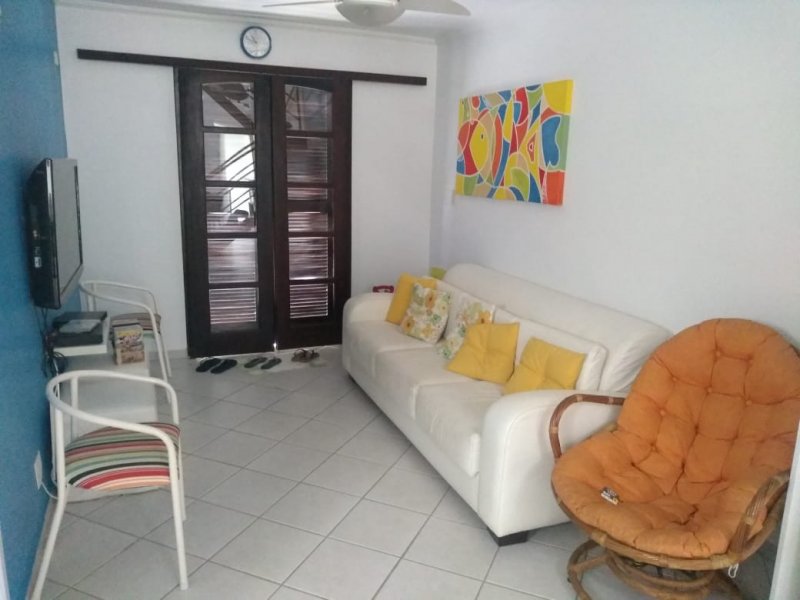 Apartamento à venda Parque Enseada com 70m² e 2 quartos por R$ 240.000 - 732736189-sala-de-estar.jpeg