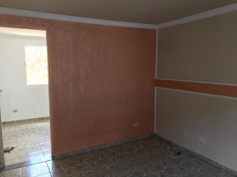 Apartamento à venda Jardim Bela Vista com 46m² e 2 quartos por R$ 85.000 - 137288591-b72ad739-8902-4869-8166-9dd0d5cc6058.jpg