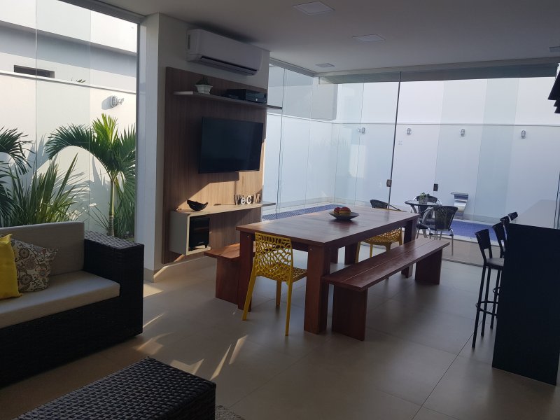 imóvel com 360m² - Jardim Botânico - Uberlândia
