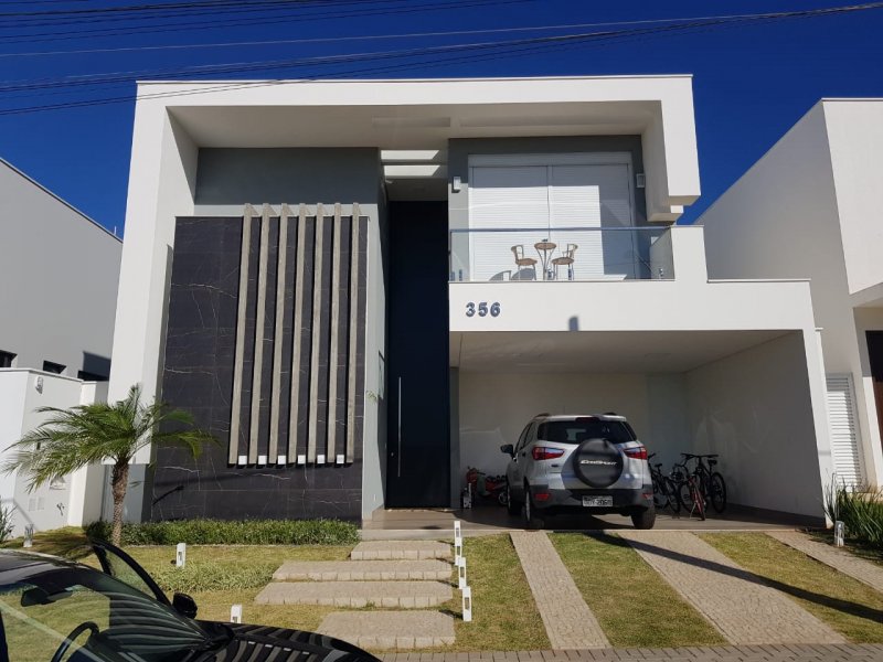 imóvel com 360m² - Jardim Botânico - Uberlândia